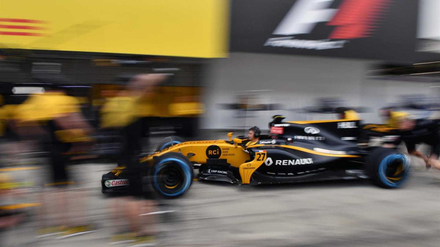 Renault Sport F1 Team pit stop practice at Formula One World Championship, Rd16, Japanese Grand Prix, Preparations, Suzuka, Japan, Thursday 5 October 2017. © Mark Sutton/Sutton Images