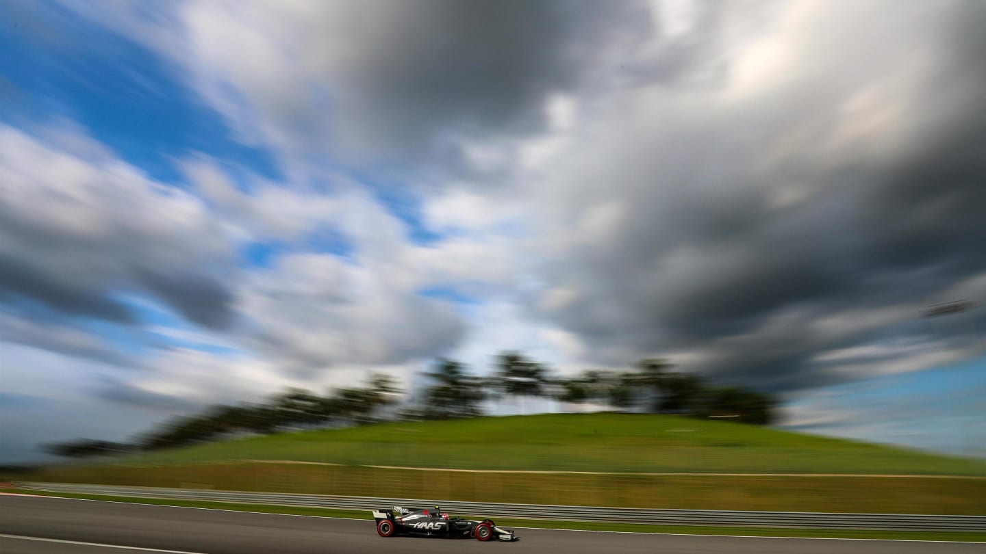 Kevin Magnussen (DEN) Haas VF-17 at Formula One World Championship, Rd15, Malaysian Grand Prix,