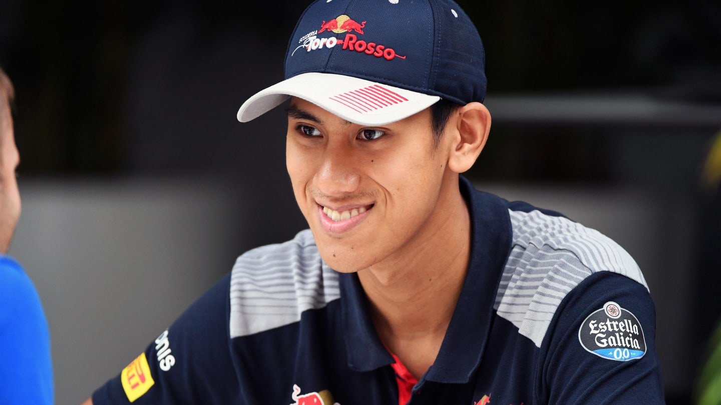 Sean Gelael (INA) Scuderia Toro Rosso at Formula One World Championship, Rd15, Malaysian Grand Prix, Preparations, Sepang, Malaysia, Thursday 28 September 2017. © Mark Sutton/Sutton Images
