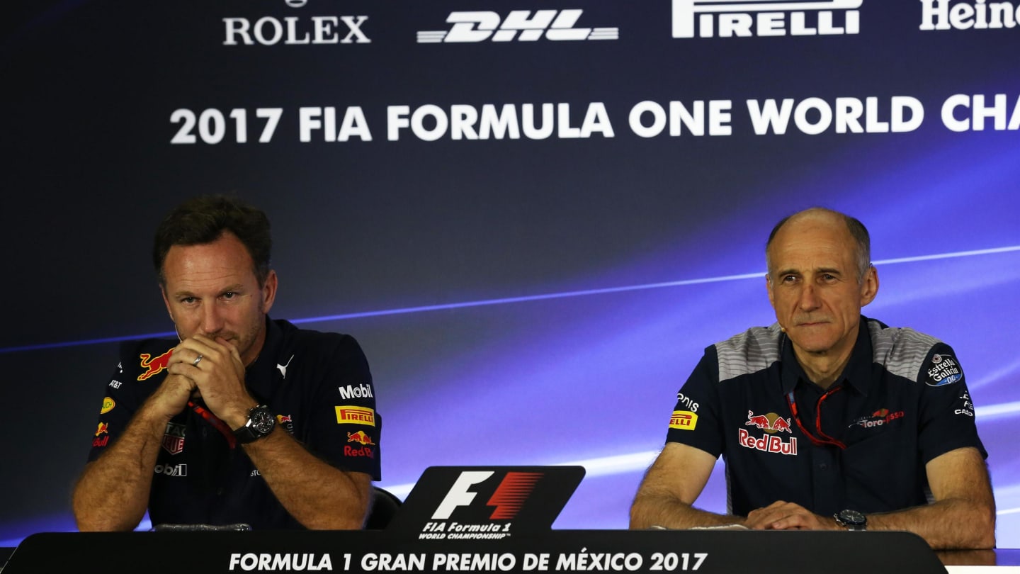 Christian Horner (GBR) Red Bull Racing Team Principal and Franz Tost (AUT) Scuderia Toro Rosso Team