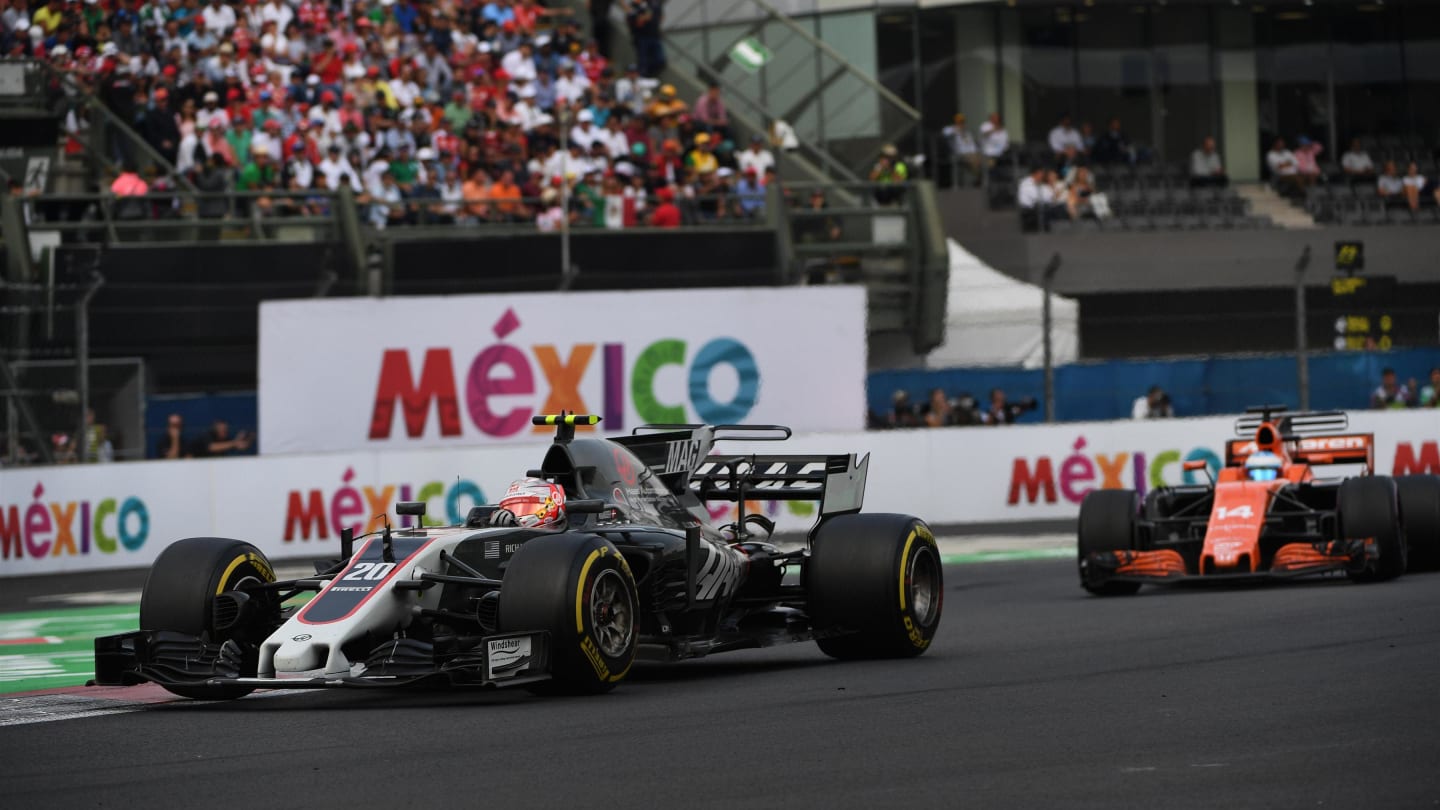 Kevin Magnussen (DEN) Haas VF-17 at Formula One World Championship, Rd18, Mexican Grand Prix, Race,