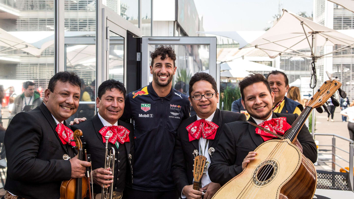 Daniel Ricciardo (AUS) Red Bull Racing with Mariachi band at Formula One World Championship, Rd18, Mexican Grand Prix, Preparations, Circuit Hermanos Rodriguez, Mexico City, Mexico, Thursday 26 October 2017. © Manuel Goria/Sutton Images