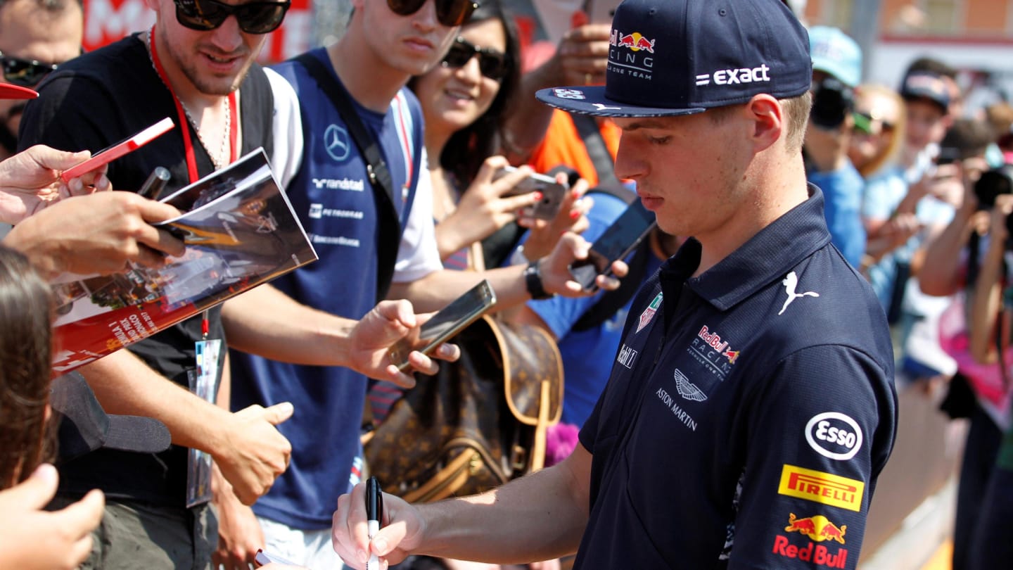 Max Verstappen (NED) Red Bull Racing signs autographs for the fans at Formula One World Championship, Rd6, Monaco Grand Prix, Monte-Carlo, Monaco, Friday 26 May 2017. © Sutton Images