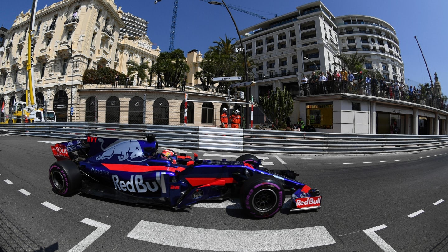 Daniil Kvyat (RUS) Scuderia Toro Rosso STR12 at Formula One World Championship, Rd6, Monaco Grand Prix, Qualifying, Monte-Carlo, Monaco, Saturday 27 May 2017. © Sutton Images
