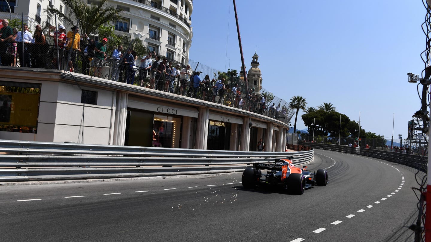 Jenson Button (GBR) McLaren MCL32 and sparks at Formula One World Championship, Rd6, Monaco Grand Prix, Qualifying, Monte-Carlo, Monaco, Saturday 27 May 2017. © Sutton Images