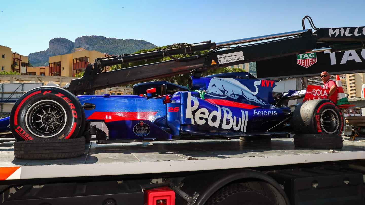 The car of race retiree Daniil Kvyat (RUS) Scuderia Toro Rosso STR12 is recovered at Formula One World Championship, Rd6, Monaco Grand Prix, Race, Monte-Carlo, Monaco, Sunday 28 May 2017. © Sutton Images