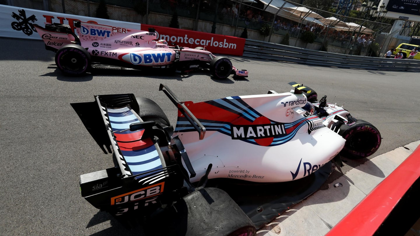 Lance Stroll (CDN) Williams FW40 crashed in FP2 at Formula One World Championship, Rd6, Monaco Grand Prix, Practice, Monte-Carlo, Monaco, Thursday 25 May 2017. © Sutton Images