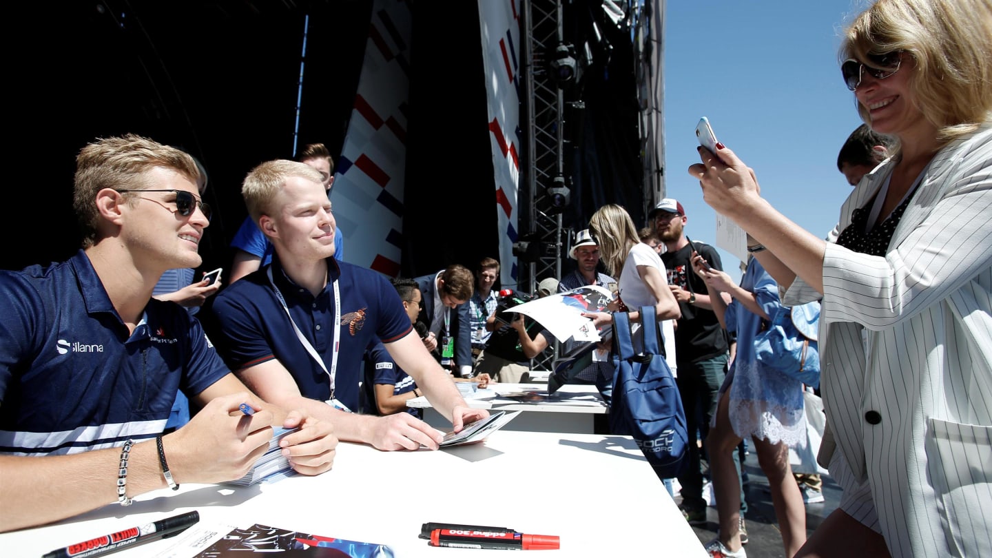 Marcus Ericsson (SWE) Sauber signs poses for a photograph at Formula One World Championship, Rd4, Russian Grand Prix, Race, Sochi Autodrom, Sochi, Krasnodar Krai, Russia, Sunday 30 April 2017. © Sutton Motorsport Images
