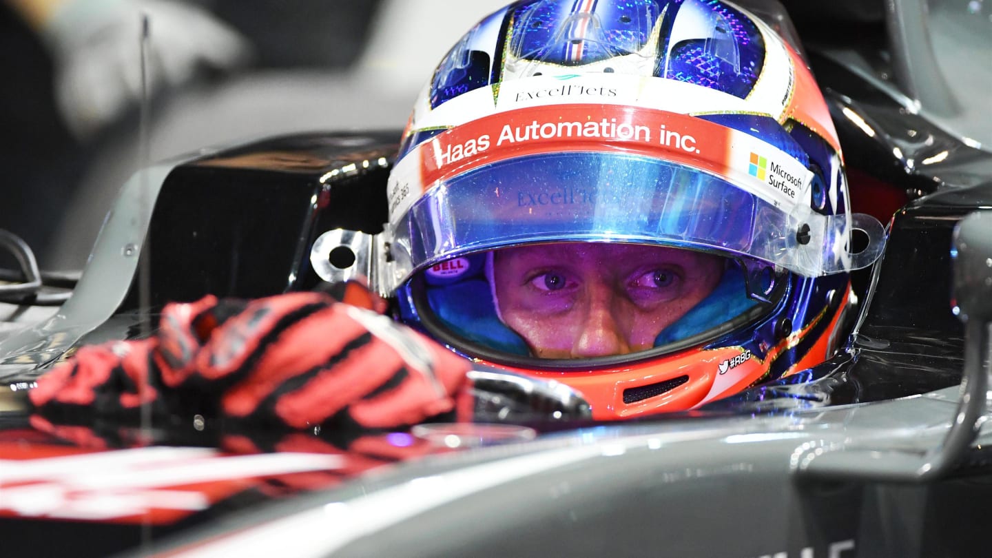 Romain Grosjean (FRA) Haas VF-17 at Formula One World Championship, Rd14, Singapore Grand Prix, Practice, Marina Bay Street Circuit, Singapore, Friday 15 September 2017. © Sutton Images