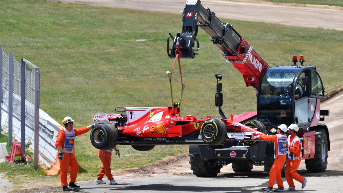 The car of race retiree Kimi Raikkonen (FIN) Ferrari SF70-H is recovered at Formula One World Championship, Rd5, Spanish Grand Prix, Race, Barcelona, Spain, Sunday 14 May 2017. © Sutton Motorsport Images