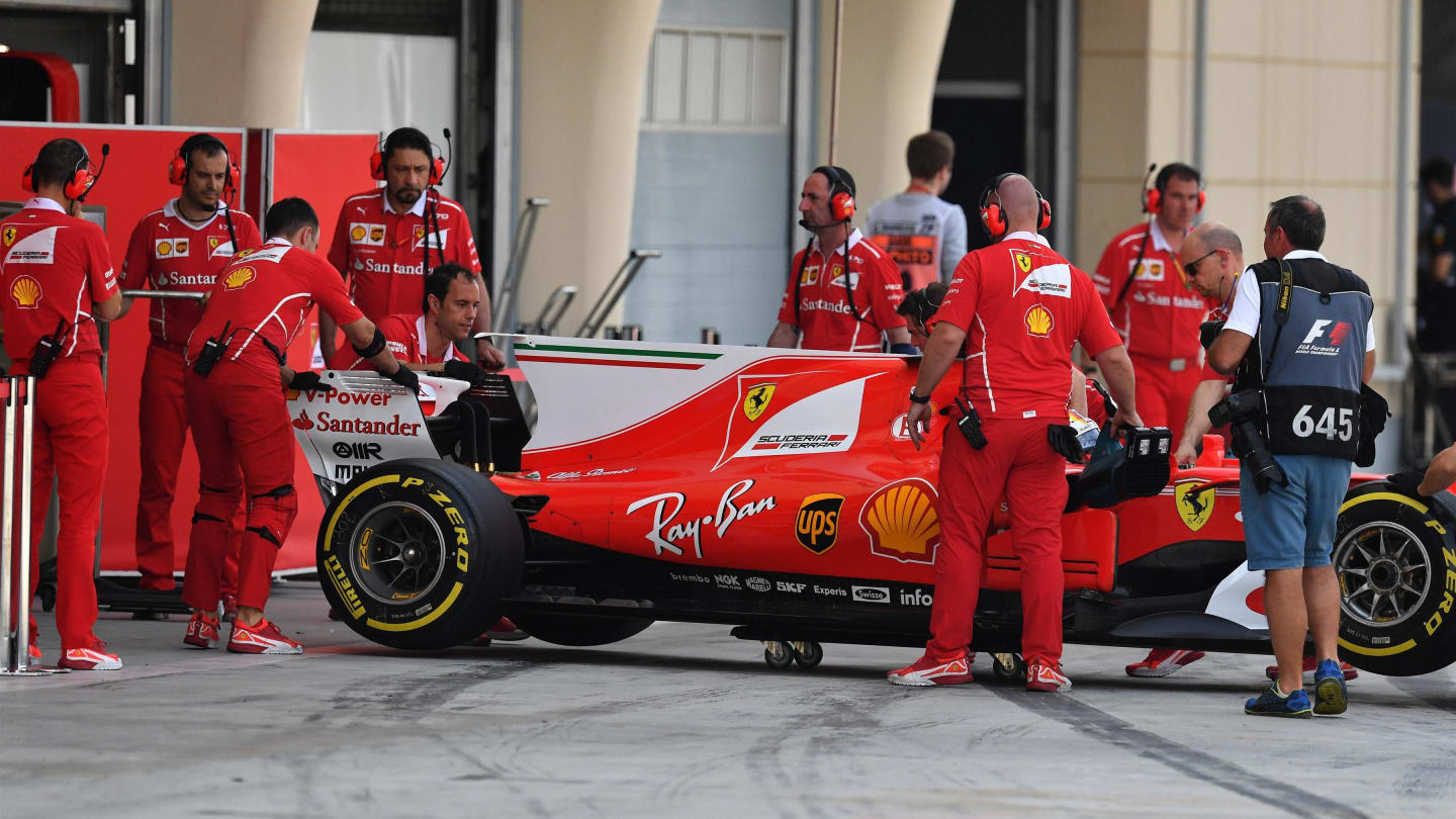Sebastian Vettel (GER) Ferrari SF70-H at Formula One Testing, Day Two, Bahrain International Circuit, Sakhir, Bahrain, Wednesday 19 April 2017. © Sutton Motorsport Images