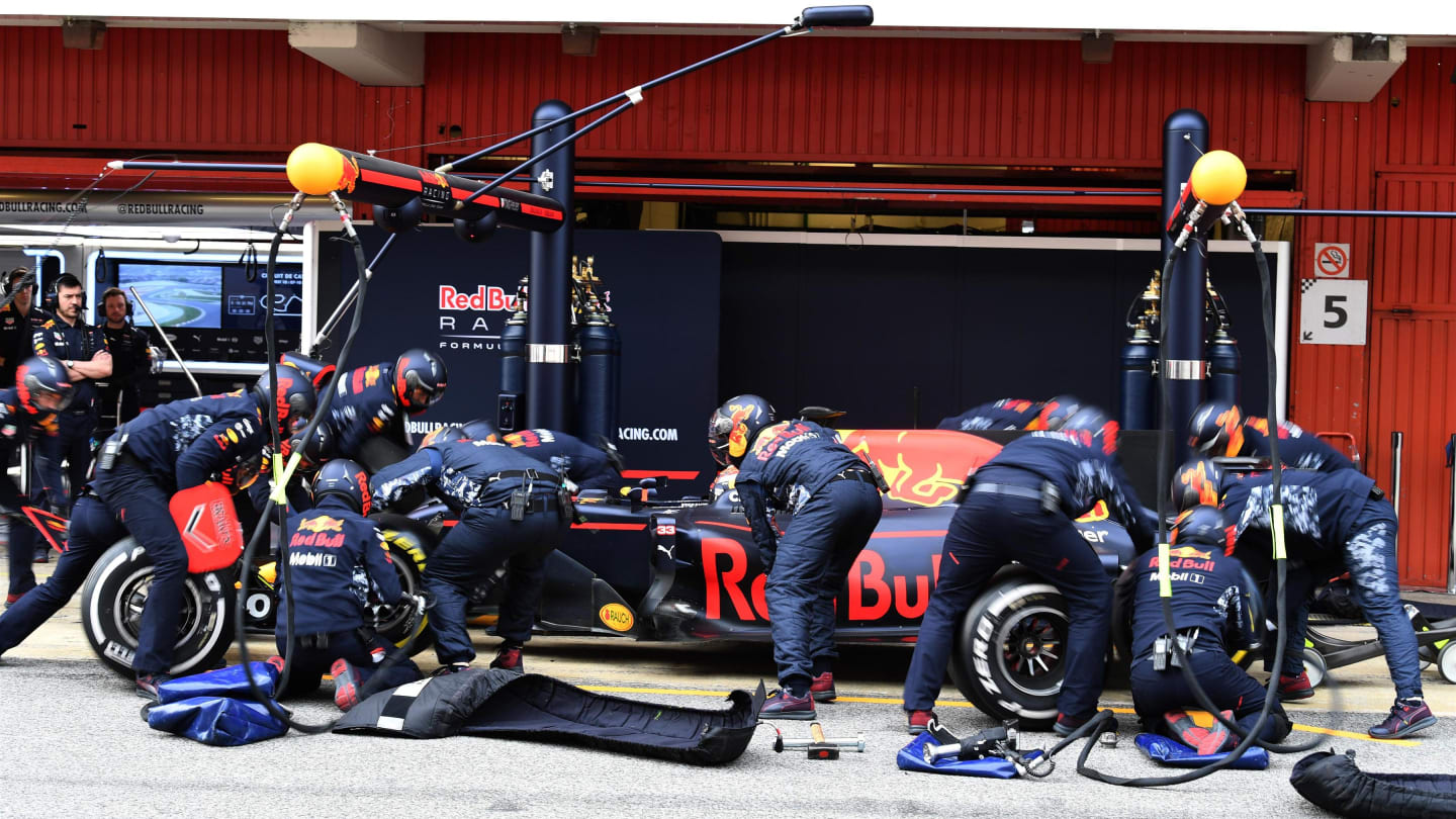Max Verstappen (NED) Red Bull Racing RB13 pit stop at Formula One Testing, Day Two, Barcelona, Spain, 8 March 2017. © Sutton Images