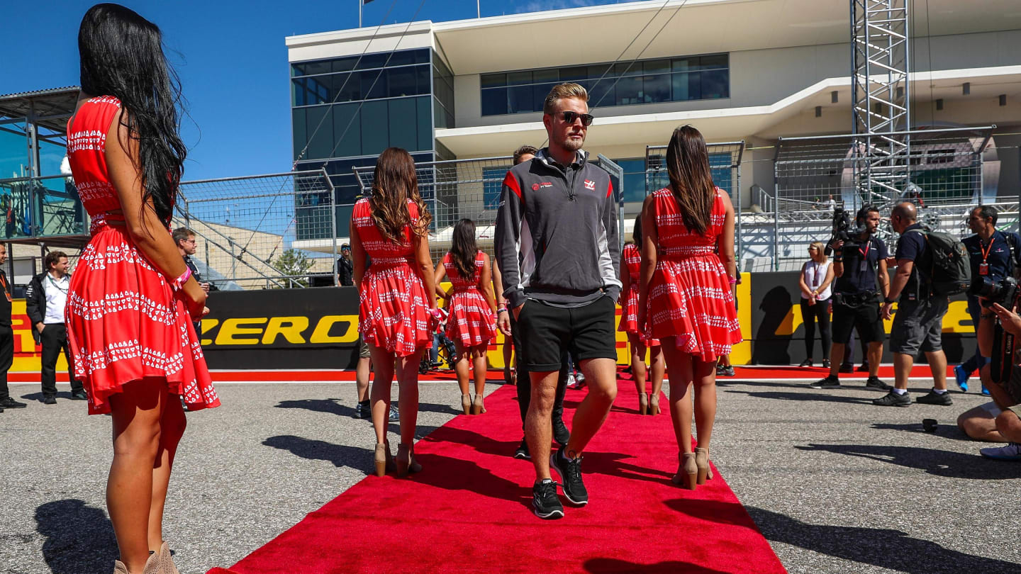 Kevin Magnussen (DEN) Haas F1 on the drivers parade at Formula One World Championship, Rd17, United States Grand Prix, Race, Circuit of the Americas, Austin, Texas, USA, Sunday 22 October 2017. © Kym Illman/Sutton Images