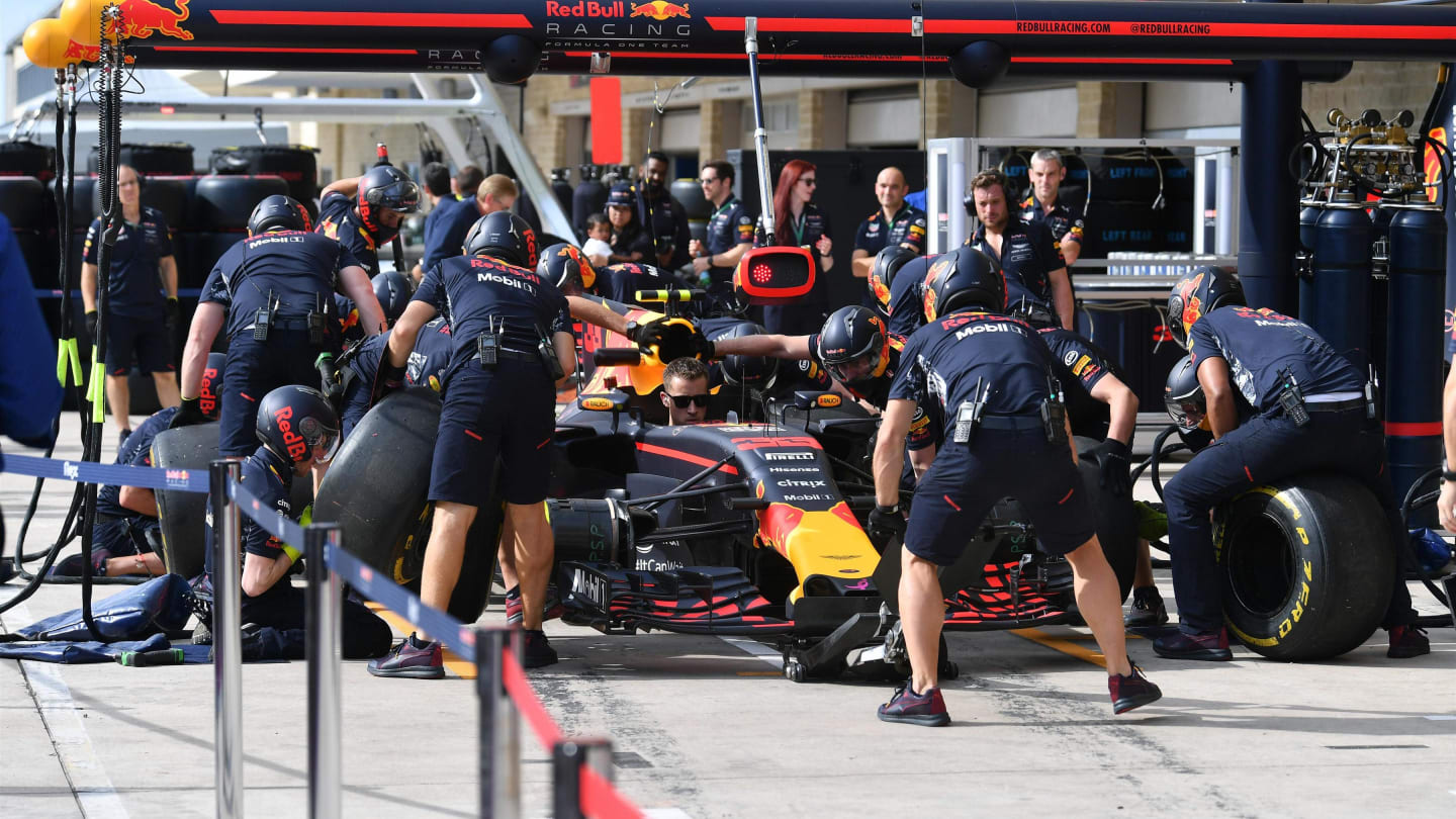 Red Bull Racing practice pit stops at Formula One World Championship, Rd17, United States Grand Prix, Preparations, Circuit of the Americas, Austin, Texas, USA, Thursday 19 October 2017. © Mark Sutton/Sutton Images