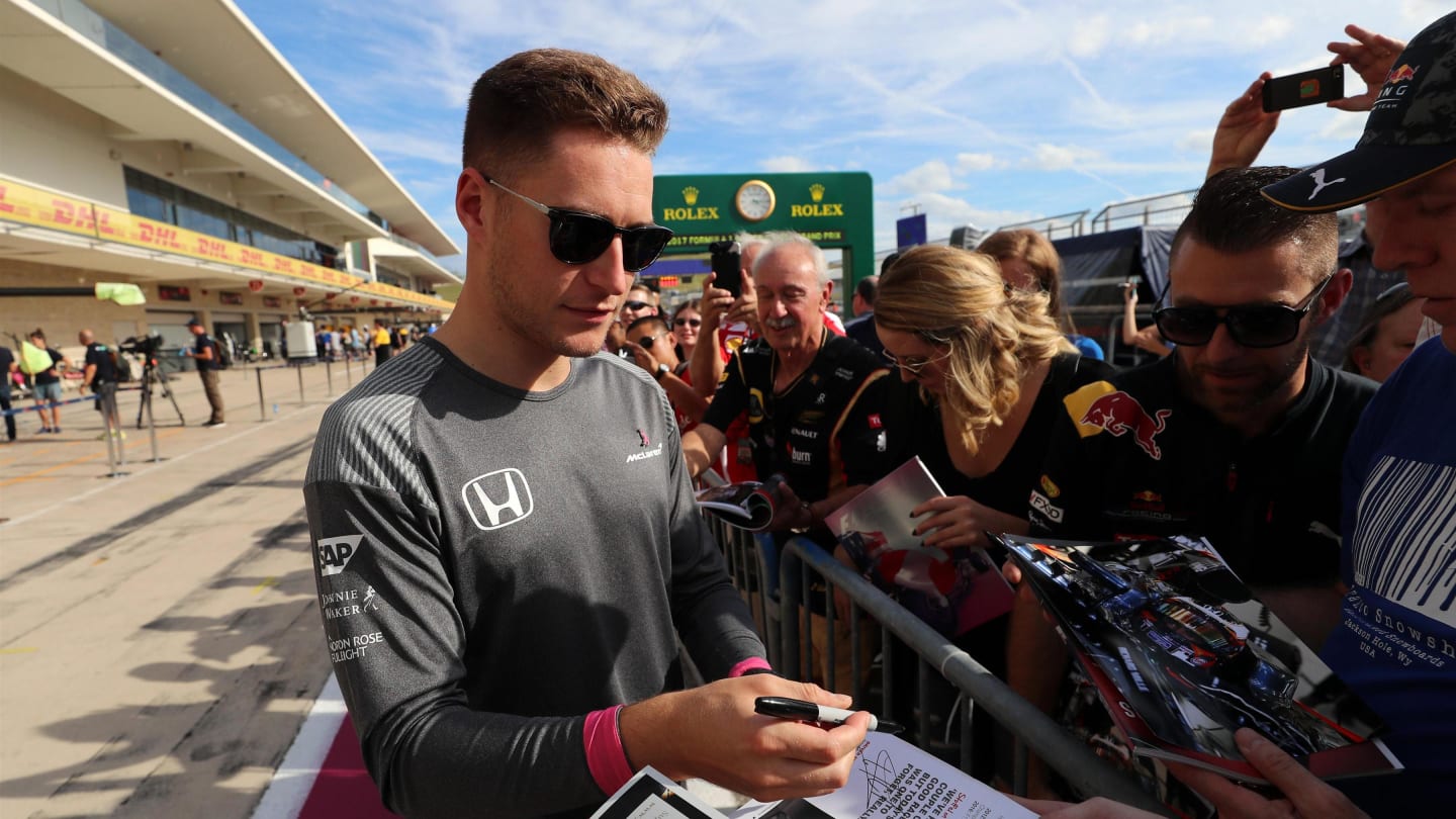 Stoffel Vandoorne (BEL) McLaren signs autographs for the fans at Formula One World Championship, Rd17, United States Grand Prix, Preparations, Circuit of the Americas, Austin, Texas, USA, Thursday 19 October 2017. © Kym Illman/Sutton Images