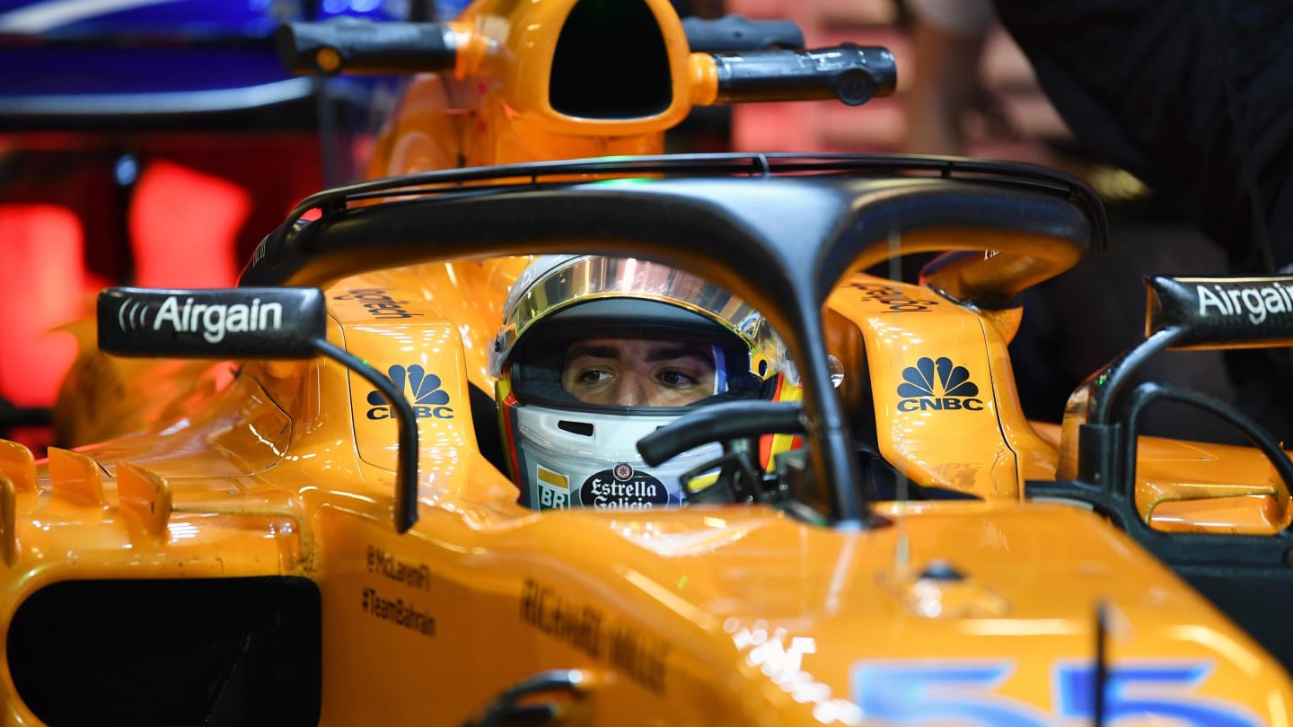 Carlos Sainz Jr, McLaren MCL33 Carlos Sainz Jr, McLaren MCL33 at Formula One Testing, Day Two, Yas