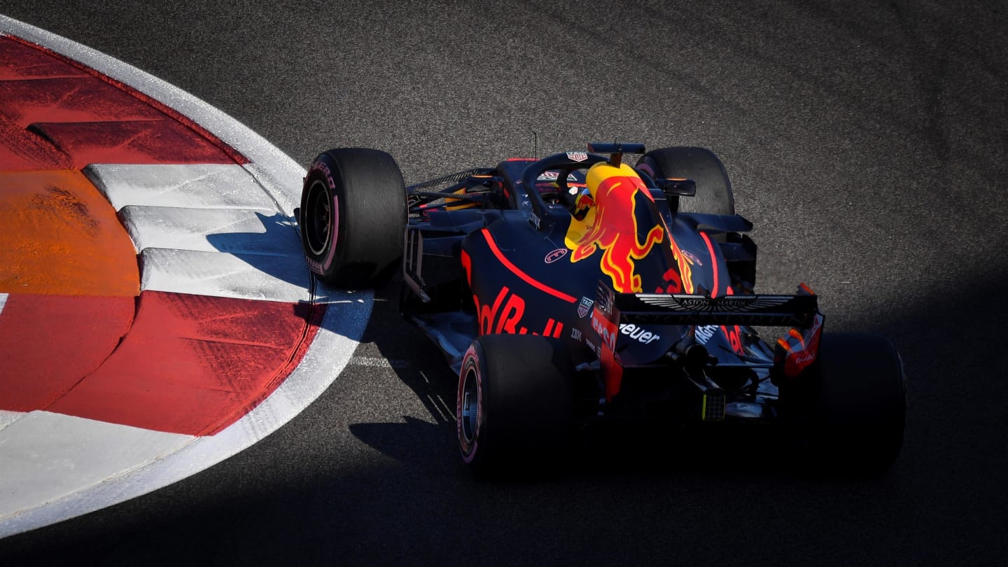 Daniel Ricciardo, Red Bull Racing RB14 at Formula One World Championship, Rd21, Abu Dhabi Grand Prix, Practice, Yas Marina Circuit, Abu Dhabi, UAE, Friday 23 November 2018.