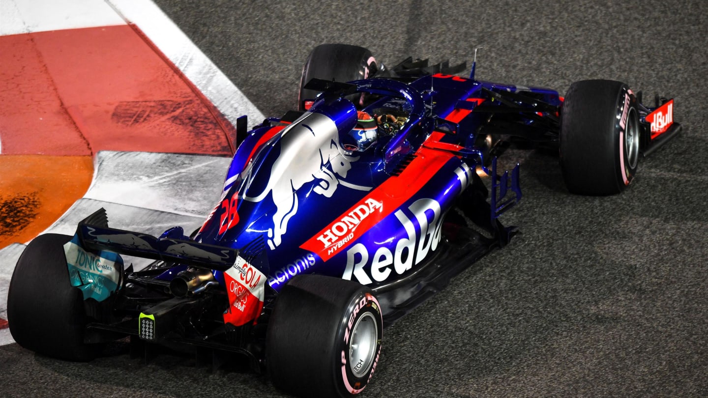 Brendon Hartley, Toro Rosso STR13 at Formula One World Championship, Rd21, Abu Dhabi Grand Prix, Practice, Yas Marina Circuit, Abu Dhabi, UAE, Friday 23 November 2018.