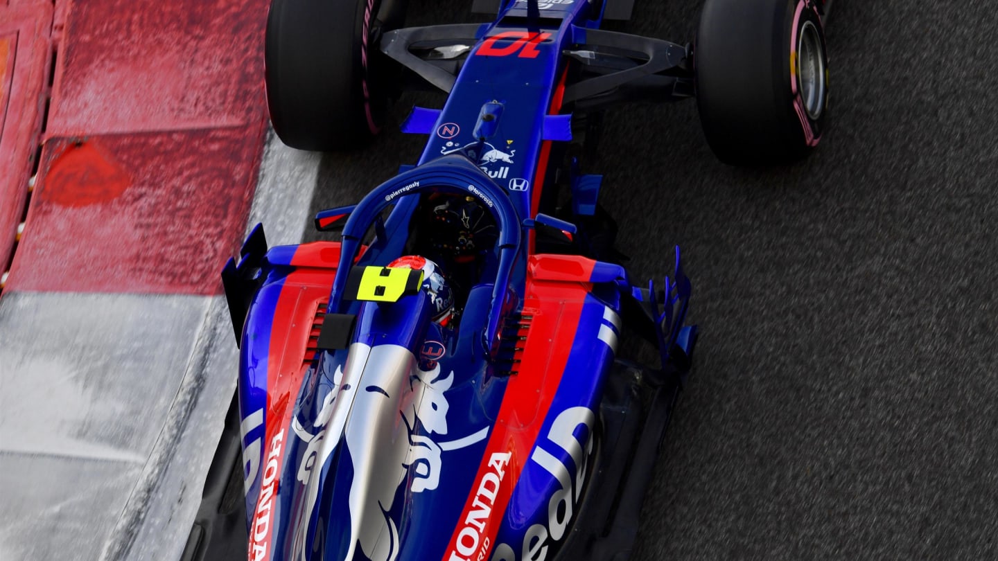 Pierre Gasly, Toro Rosso STR13 at Formula One World Championship, Rd21, Abu Dhabi Grand Prix,