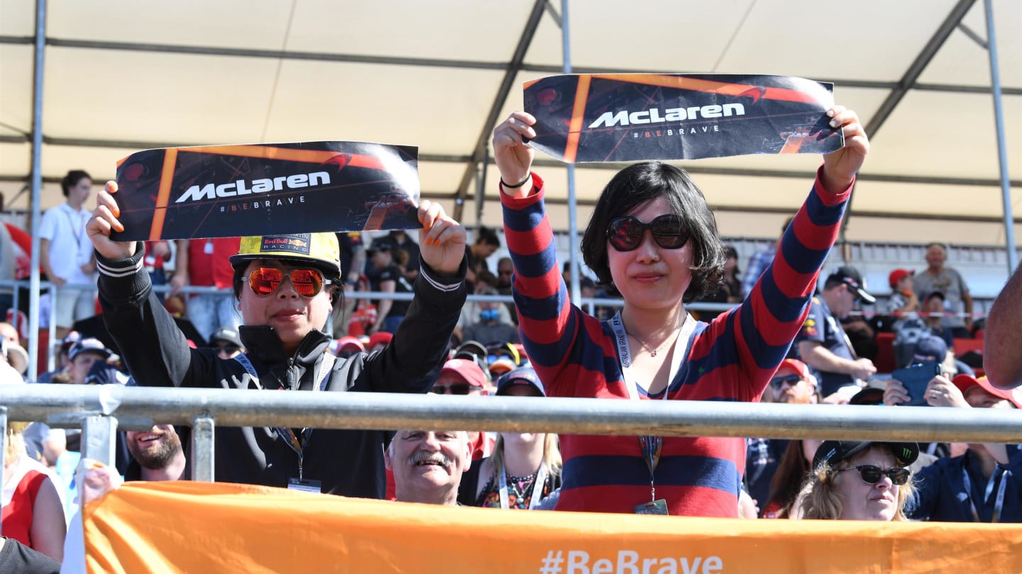 McLaren fans at Formula One World Championship, Rd1, Australian Grand Prix, Race, Melbourne, Australia, Sunday 25 March 2018. © Mark Sutton/Sutton Images