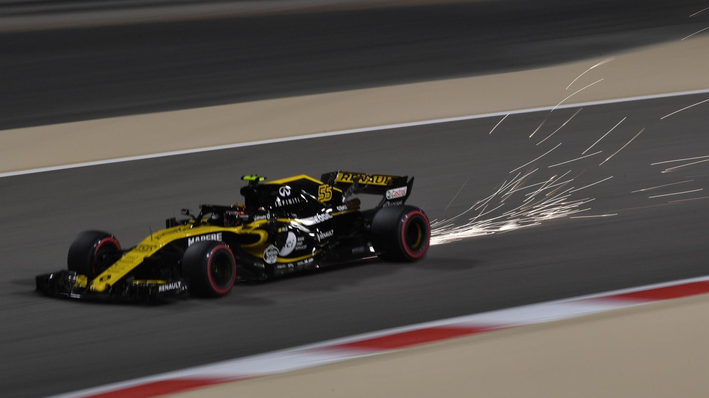 Carlos Sainz (ESP) Renault Sport F1 Team RS18 at Formula One World Championship, Rd2, Bahrain Grand Prix, Practice, Bahrain International Circuit, Sakhir, Bahrain, Friday 6 April 2018. © Jerry Andre/Sutton Images
