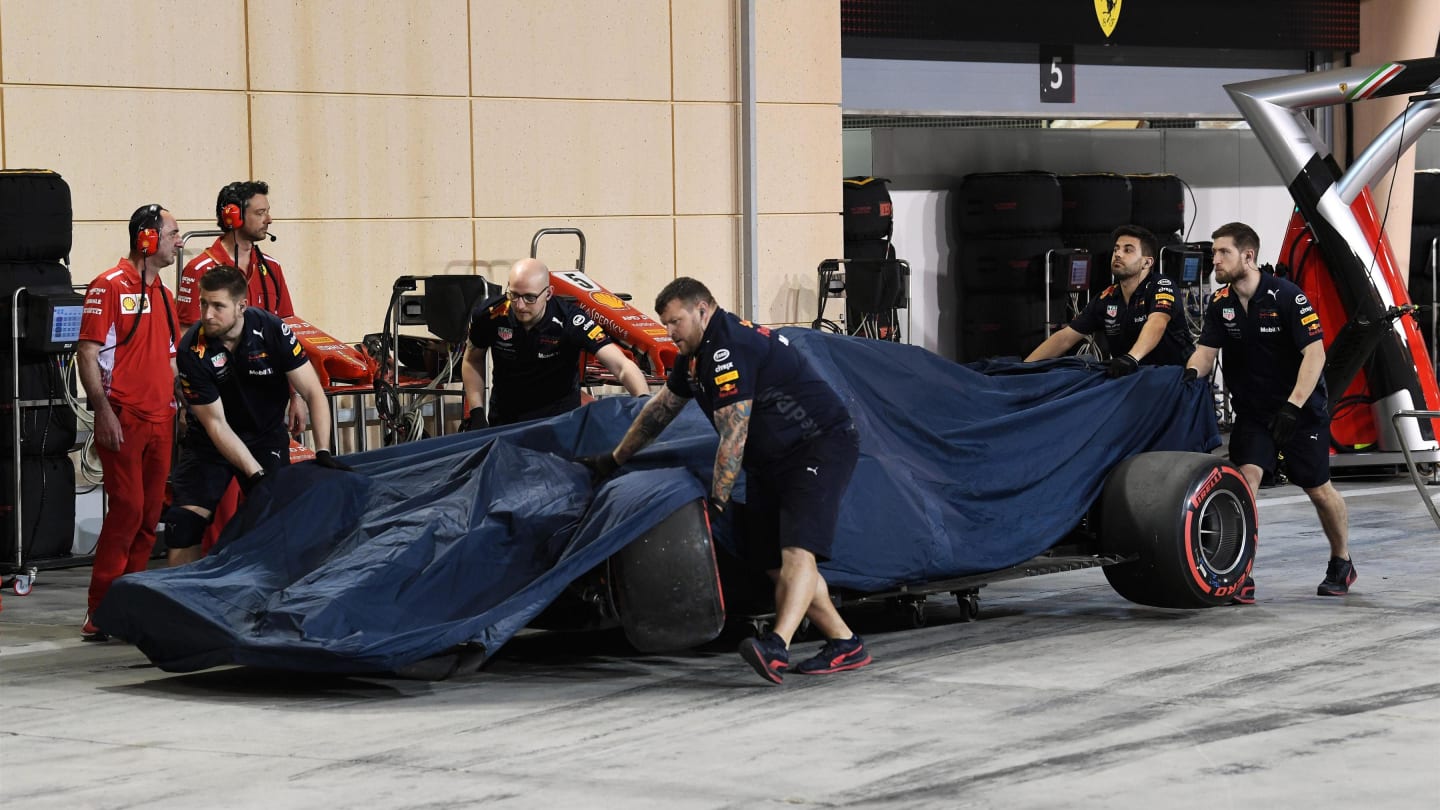 The crashed car of Max Verstappen (NED) Red Bull Racing RB14 is returned in Qualifying at Formula One World Championship, Rd2, Bahrain Grand Prix, Qualifying, Bahrain International Circuit, Sakhir, Bahrain, Saturday 7 April 2018. ©Mark Sutton/Sutton Image