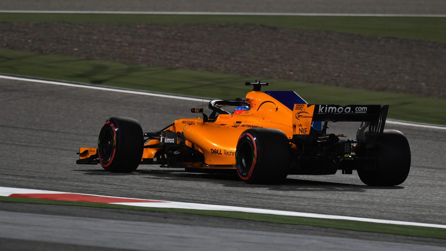 Fernando Alonso (ESP) McLaren MCL33 at Formula One World Championship, Rd2, Bahrain Grand Prix, Qualifying, Bahrain International Circuit, Sakhir, Bahrain, Saturday 7 April 2018. © Jerry Andre/Sutton Images