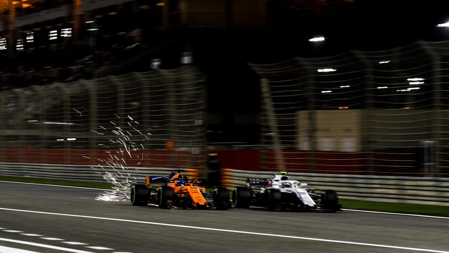 Fernando Alonso (ESP) McLaren MCL33 and Sergey Sirotkin (RUS) Williams FW41 at Formula One World