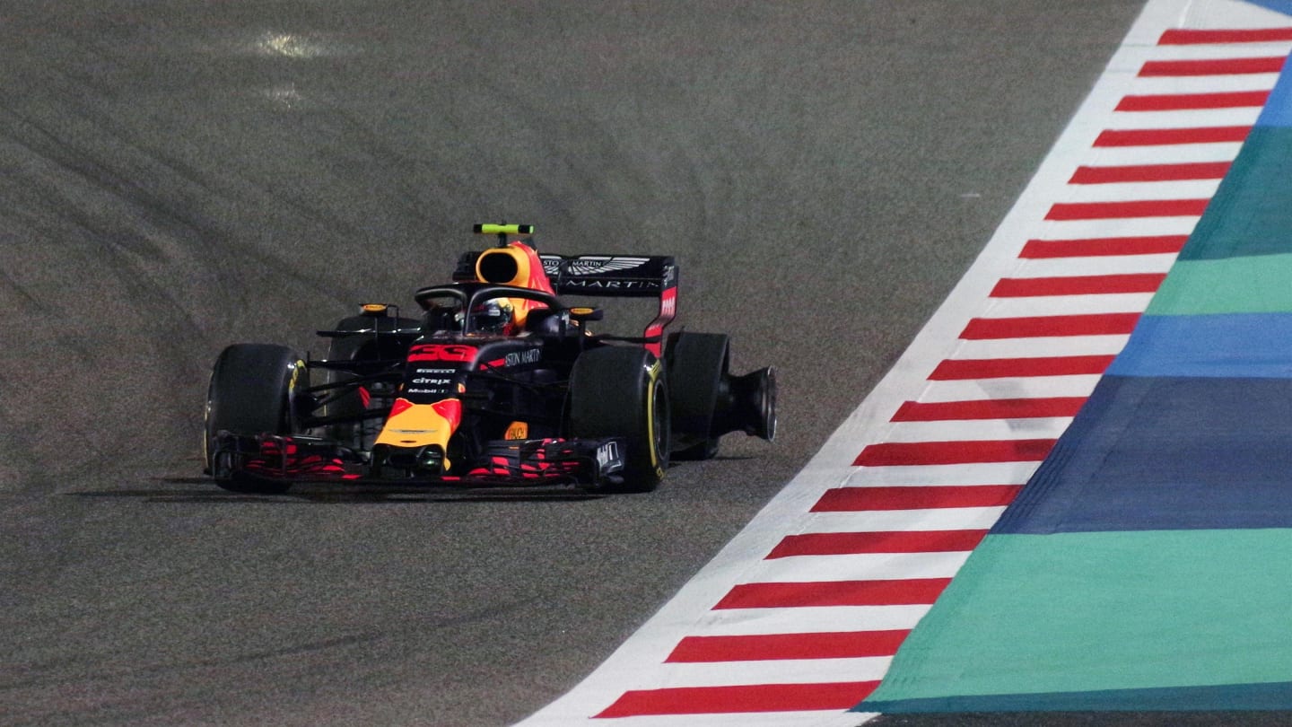 Max Verstappen (NED) Red Bull Racing RB14 with puncture on lap one at Formula One World Championship, Rd2, Bahrain Grand Prix, Race, Bahrain International Circuit, Sakhir, Bahrain, Sunday 8 April 2018. © Michael Memmler/Sutton Images