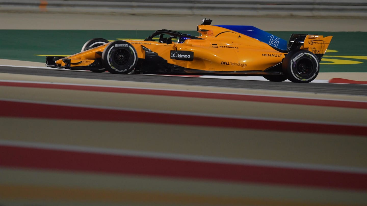 Fernando Alonso (ESP) McLaren MCL33 at Formula One World Championship, Rd2, Bahrain Grand Prix, Race, Bahrain International Circuit, Sakhir, Bahrain, Sunday 8 April 2018. © Simon Galloway/Sutton Images