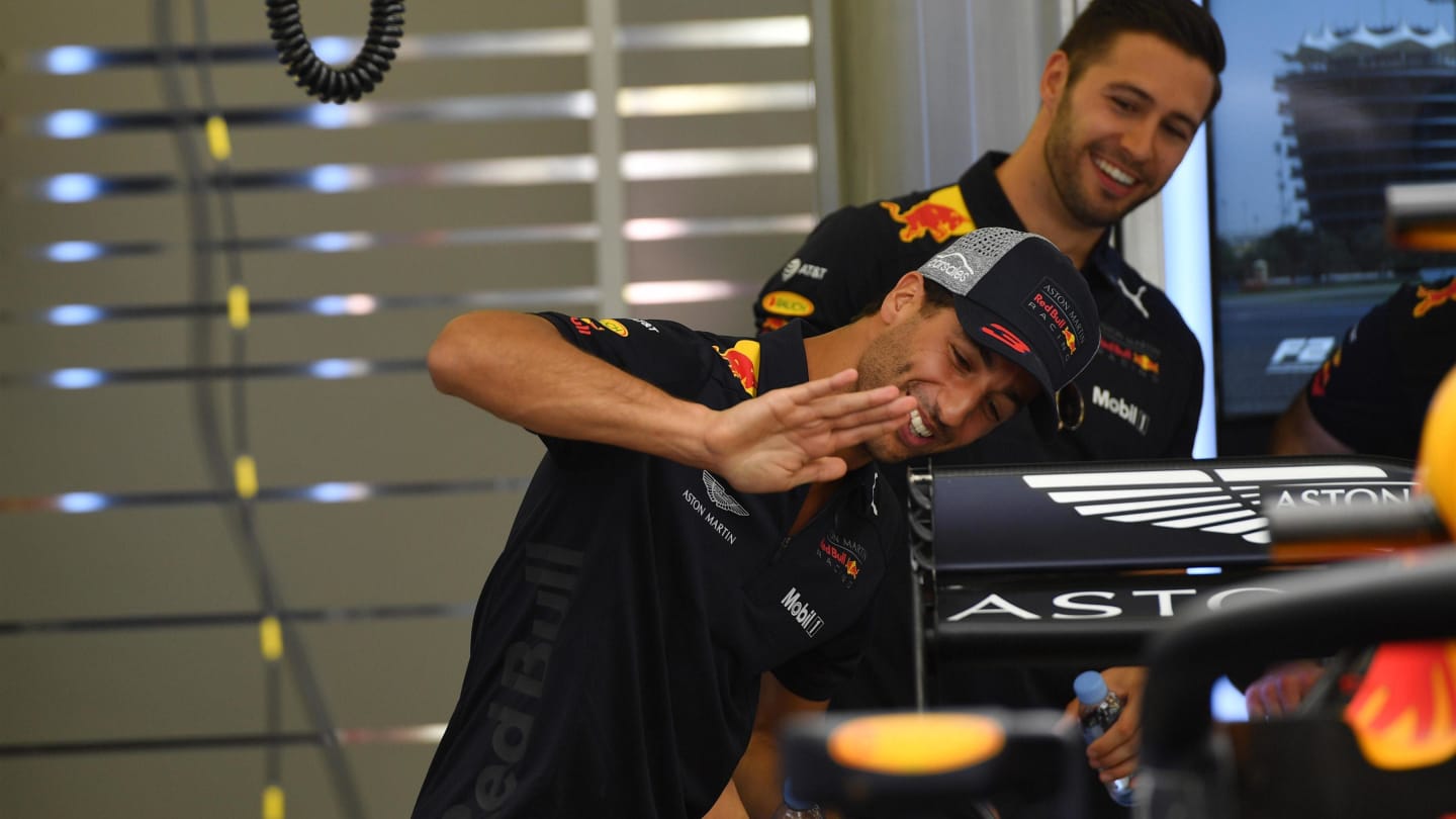 Daniel Ricciardo (AUS) Red Bull Racing at Formula One World Championship, Rd2, Bahrain Grand Prix, Race, Bahrain International Circuit, Sakhir, Bahrain, Sunday 8 April 2018. © Jerry Andre/Sutton Images