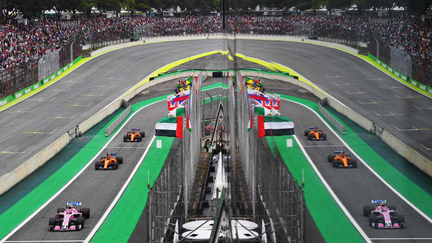 Esteban Ocon, Racing Point Force India VJM11, Stoffel Vandoorne, McLaren MCL33 and Fernando Alonso,