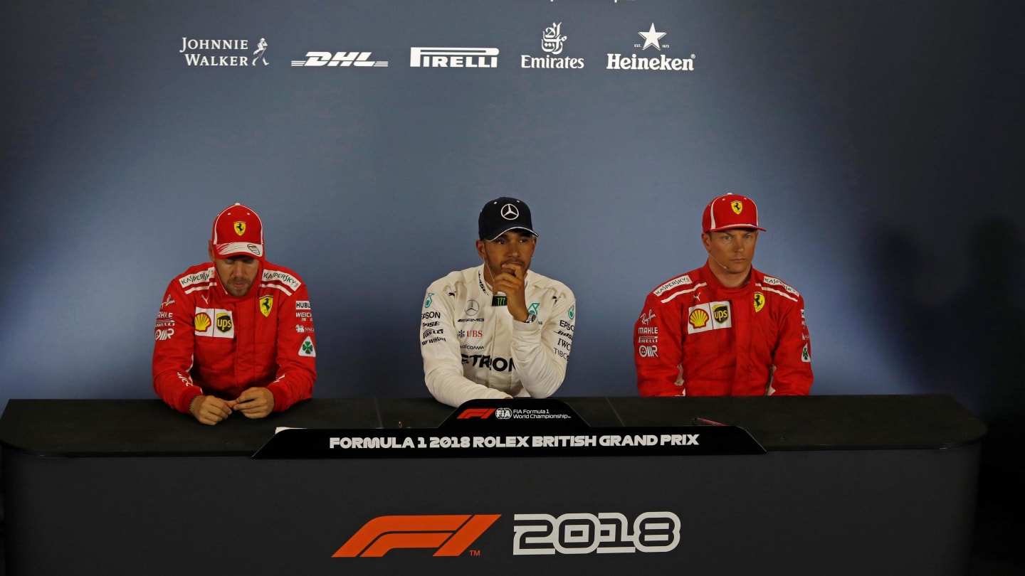 Lewis Hamilton (GBR) Mercedes-AMG F1, Sebastian Vettel (GER) Ferrari and Kimi Raikkonen (FIN)