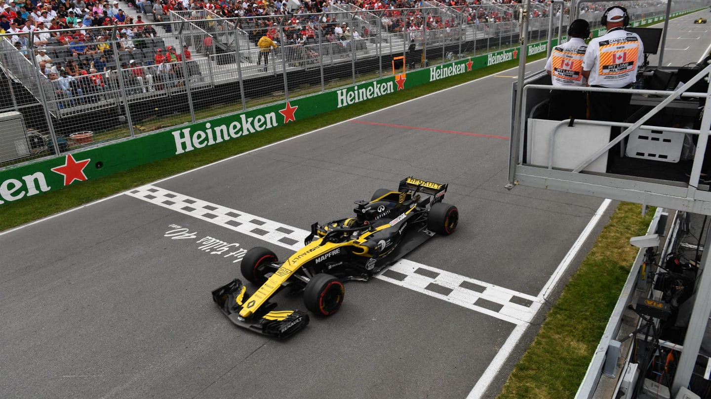 Nico Hulkenberg (GER) Renault Sport F1 Team RS18 at Formula One World Championship, Rd7, Canadian
