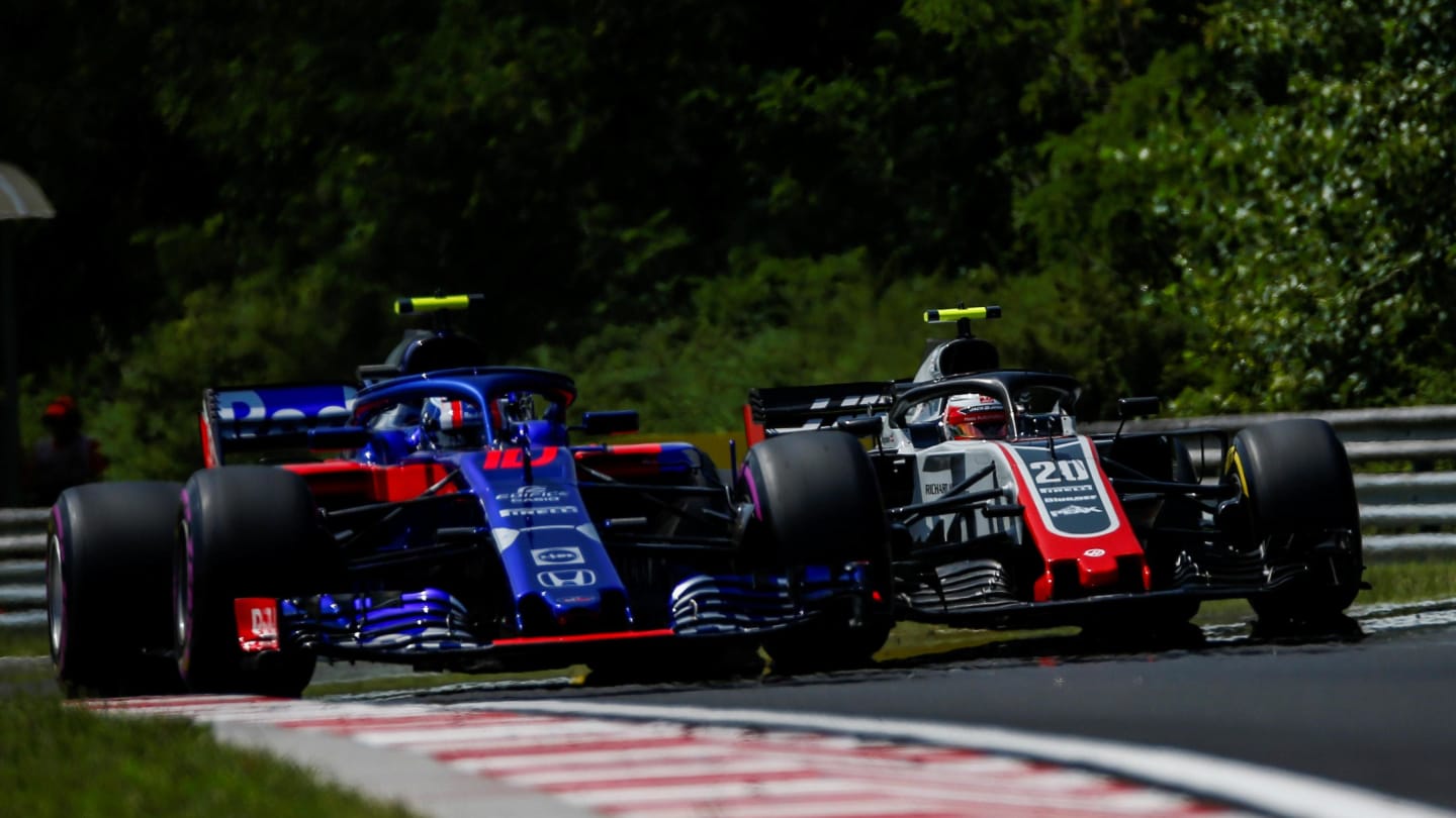 Pierre Gasly (FRA) Scuderia Toro Rosso STR13 and Kevin Magnussen (DEN) Haas VF-18 at Formula One World Championship, Rd12, Hungarian Grand Prix, Qualifying, Hungaroring, Hungary, Saturday 28 July 2018. © Manuel Goria/Sutton Images