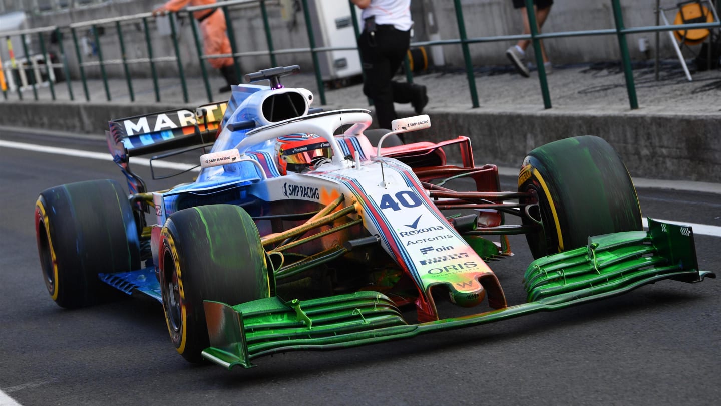 Robert Kubica (POL) Williams FW41 with aero paint on front wing at Formula One Testing, Day Two,