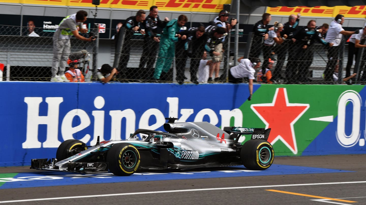 Race winner Lewis Hamilton, Mercedes AMG F1 W09 crosses the line at Formula One World Championship, Rd14, Italian Grand Prix, Race, Monza, Italy, Sunday 2 September 2018. © Mark Sutton/Sutton Images