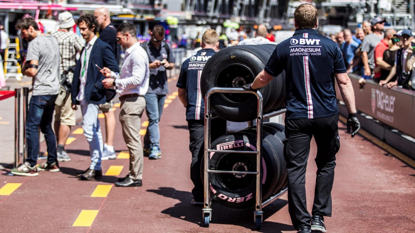 Force India F1 mechanic and Pirelli tyres at Formula One World Championship, Rd6, Monaco Grand Prix, Preparations, Monte-Carlo, Monaco, Wednesday 23 May 2018. © Manuel Goria/Sutton Images