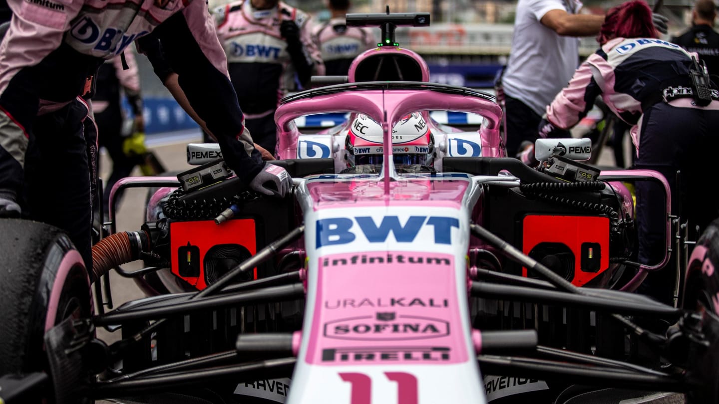 Sergio Perez, Racing Point Force India VJM11 on the grid with his mechanics at Formula One World