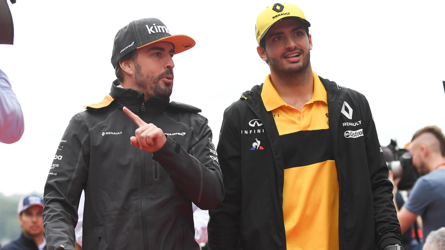 Fernando Alonso, McLaren and Carlos Sainz Jr, Renault Sport F1 Team on the drivers parade at