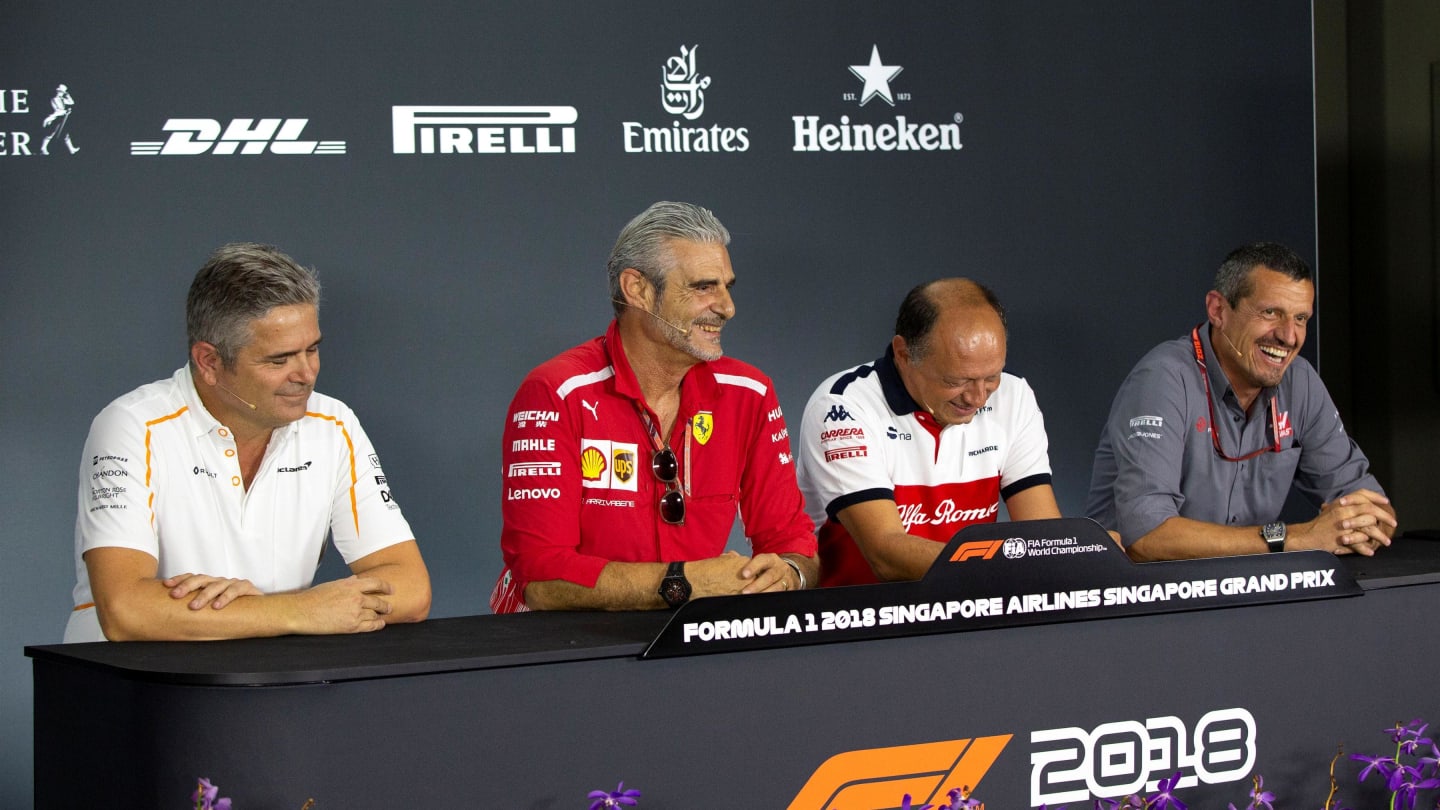 (L to R): Gil de Ferrarn, Sporting Director, McLaren, Maurizio Arrivabene, Team Principal, Ferrari,