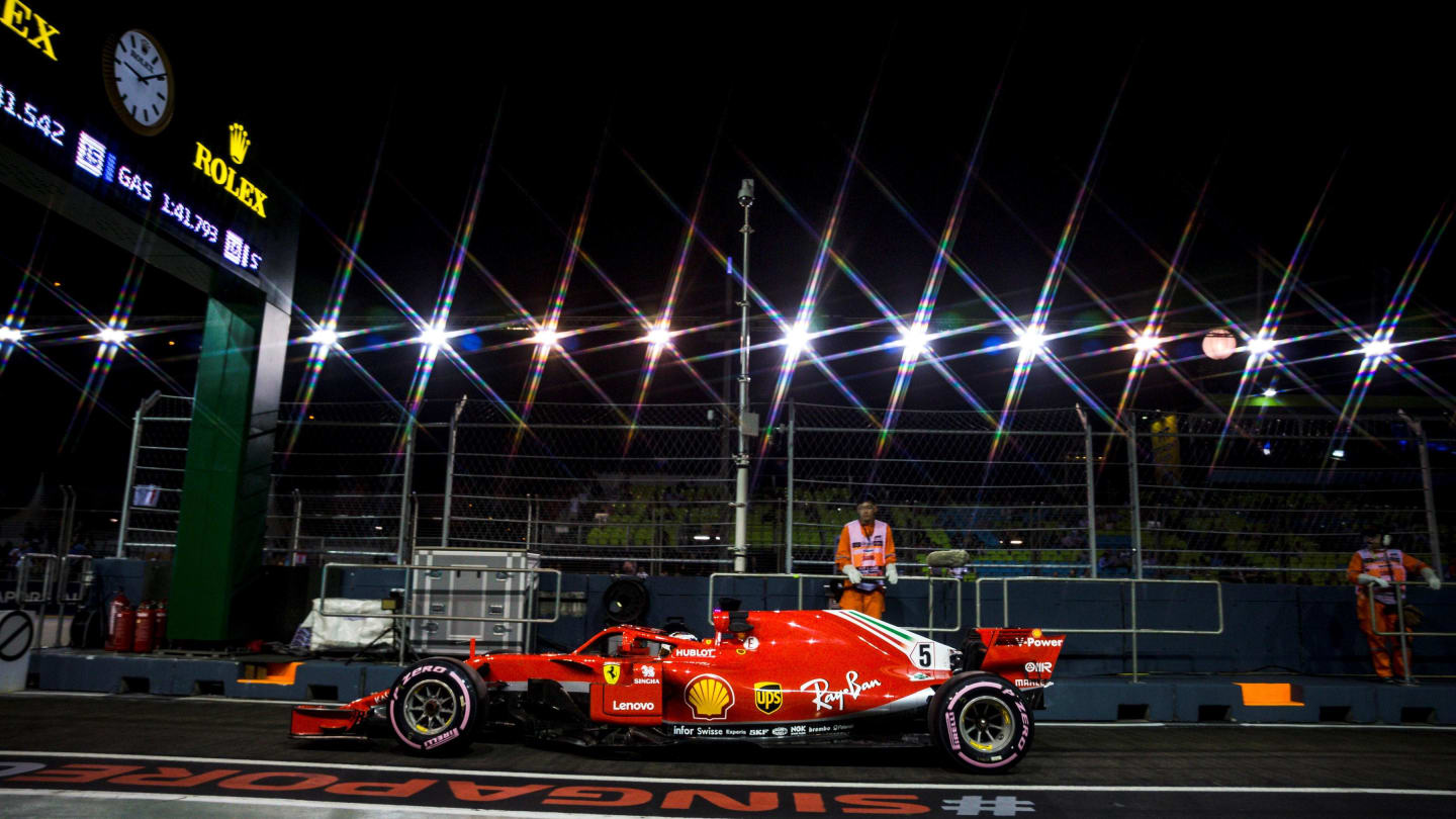 Sebastian Vettel, Ferrari SF71H at Formula One World Championship, Rd15, Singapore Grand Prix,