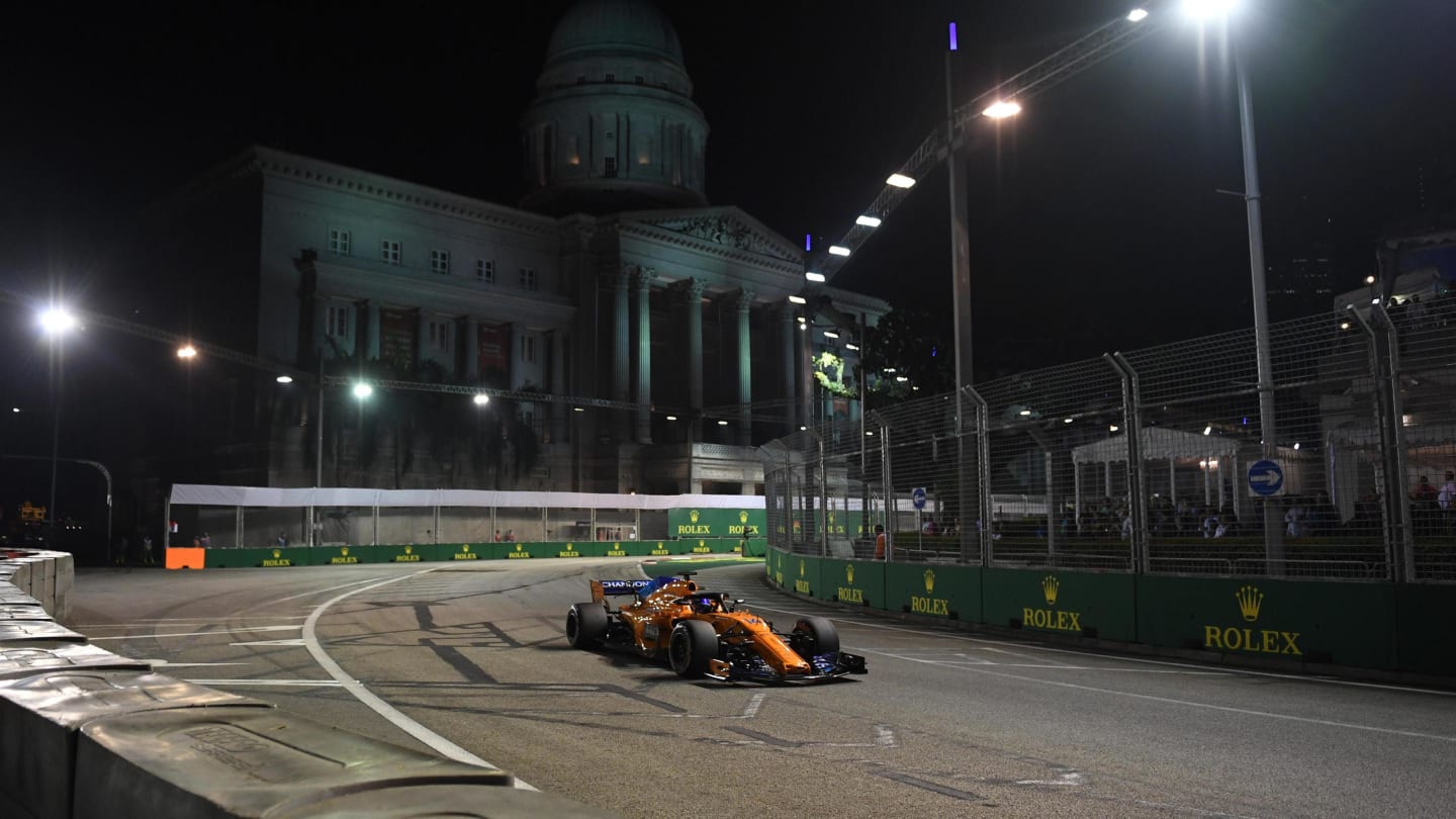 Fernando Alonso, McLaren MCL33 at Formula One World Championship, Rd15, Singapore Grand Prix,