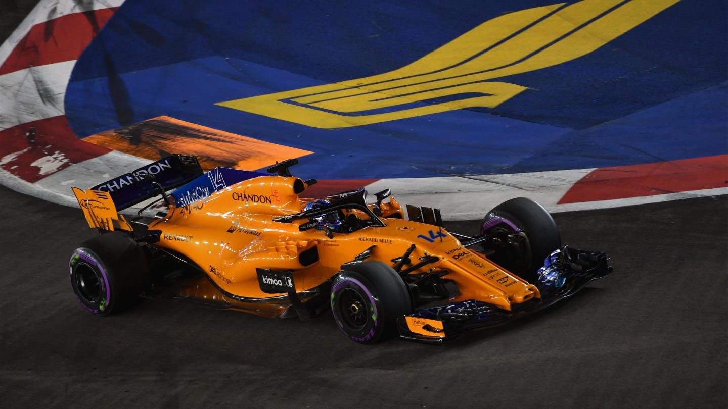 Fernando Alonso, McLaren MCL33 at Formula One World Championship, Rd15, Singapore Grand Prix, Race,