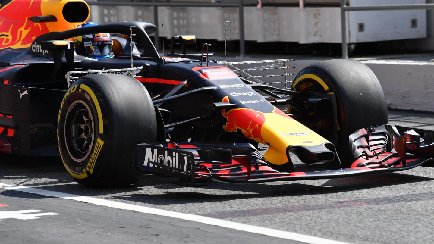Daniel Ricciardo (AUS) Red Bull Racing RB14 nose and front wing at Formula One World Championship,
