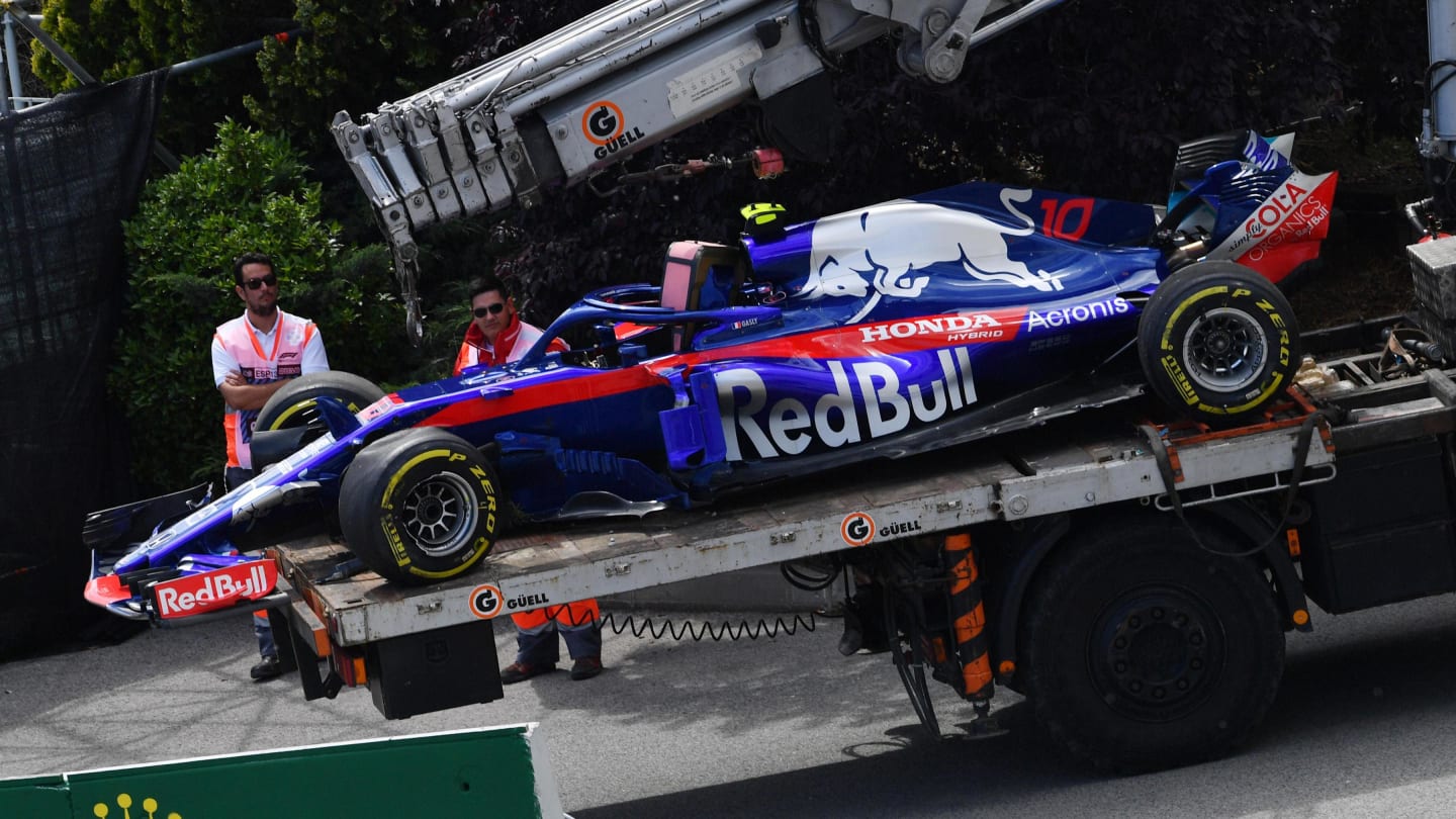 The crashed car of race retiree Pierre Gasly (FRA) Scuderia Toro Rosso STR13 at Formula One World Championship, Rd5, Spanish Grand Prix, Race, Barcelona, Spain, Sunday 13 May 2018. © Jerry Andre/Sutton Images
