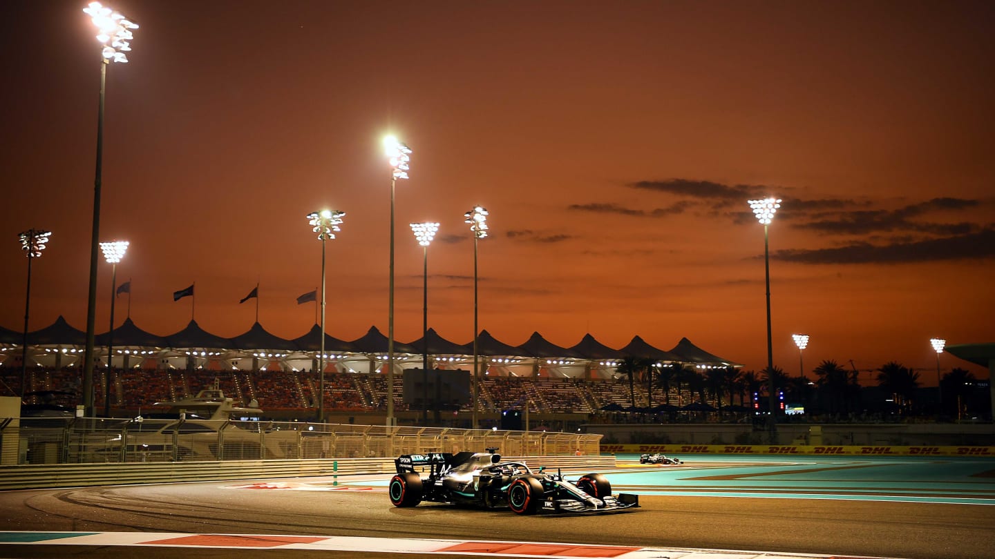 ABU DHABI, UNITED ARAB EMIRATES - NOVEMBER 30: Lewis Hamilton of Great Britain driving the (44) Mercedes AMG Petronas F1 Team Mercedes W10 on track during qualifying for the F1 Grand Prix of Abu Dhabi at Yas Marina Circuit on November 30, 2019 in Abu Dhabi, United Arab Emirates. (Photo by Clive Mason/Getty Images)