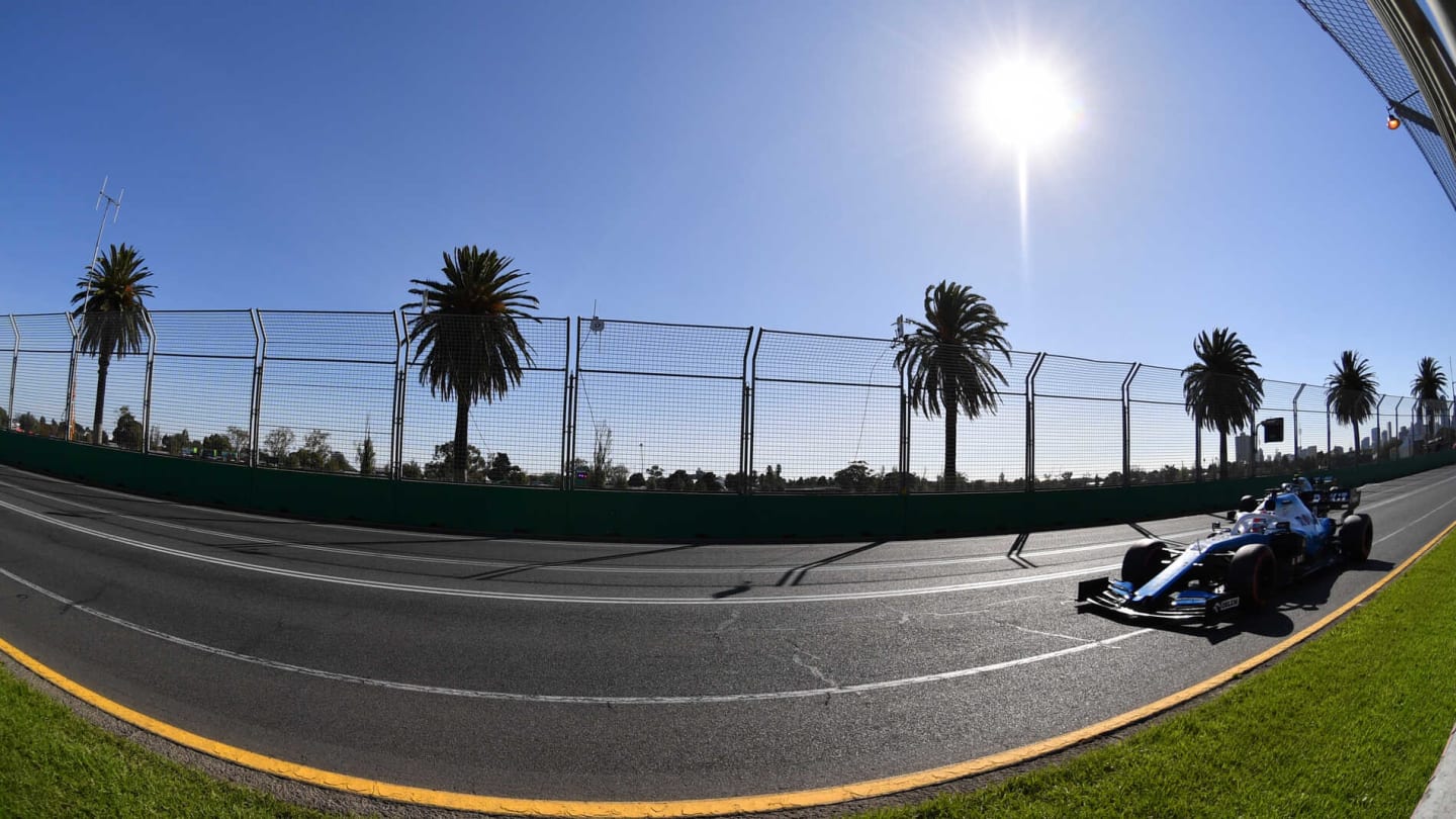 MELBOURNE GRAND PRIX CIRCUIT, AUSTRALIA - MARCH 15: George Russell, Williams Racing FW42 during the Australian GP at Melbourne Grand Prix Circuit on March 15, 2019 in Melbourne Grand Prix Circuit, Australia. (Photo by Mark Sutton / Sutton Images)