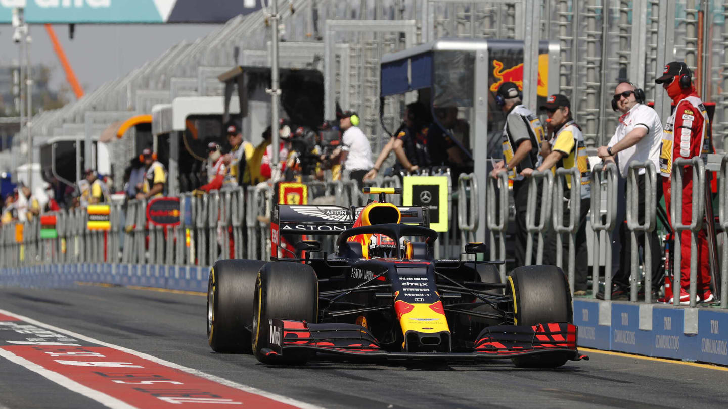 MELBOURNE GRAND PRIX CIRCUIT, AUSTRALIA - MARCH 16: Pierre Gasly, Red Bull Racing RB15 during the