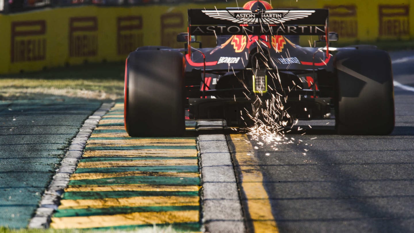 MELBOURNE GRAND PRIX CIRCUIT, AUSTRALIA - MARCH 16: Max Verstappen, Red Bull Racing RB15 during the